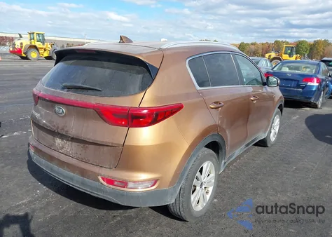 2019 Kia Sportage Lx z USA, uszkodzony, nr VIN KNDPMCAC0K7574475